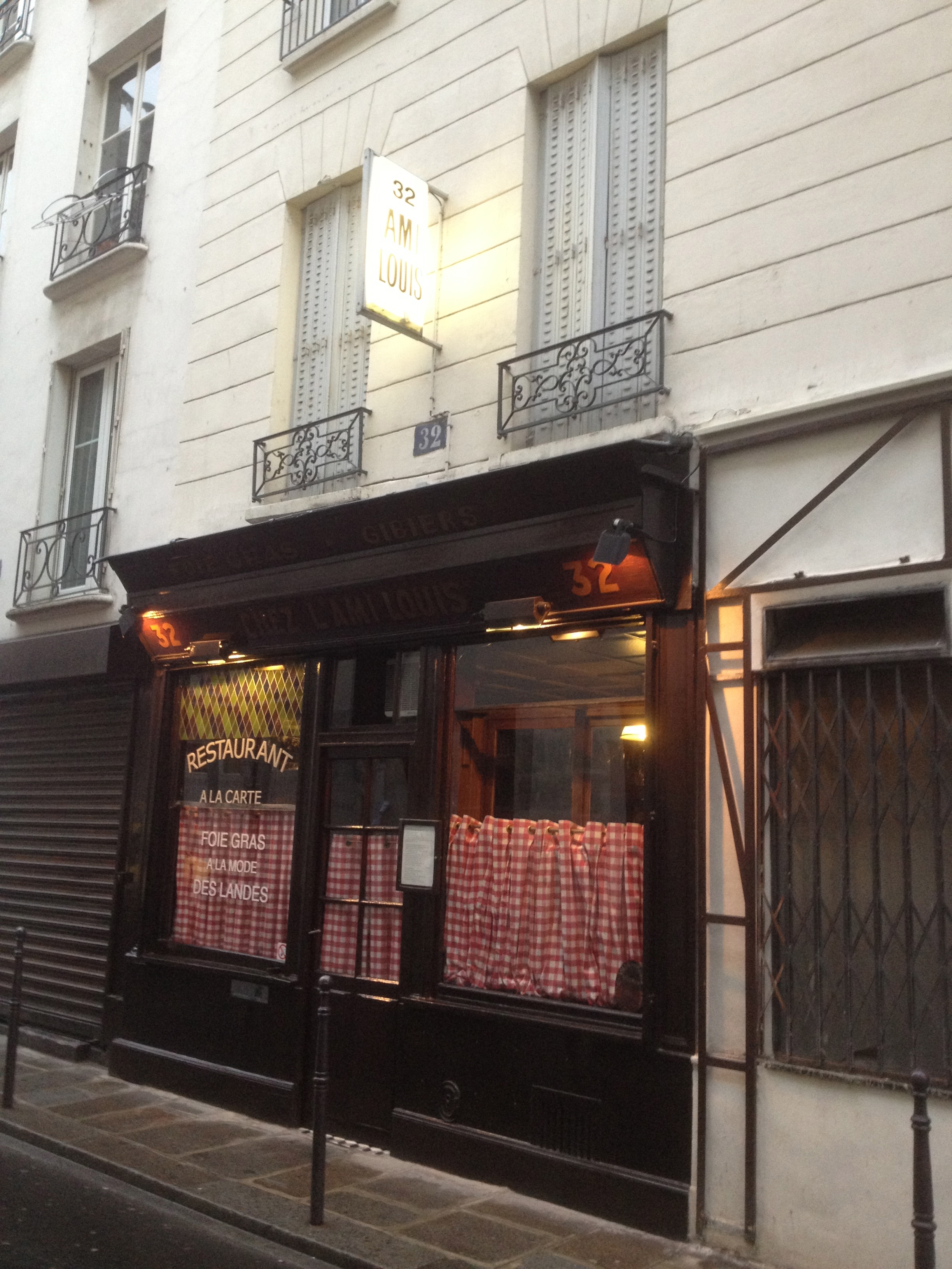 Chez L’Ami Louis! Love This $125 Paris Chicken! Garlic Potato Cake Rocks Too! – johnrieber